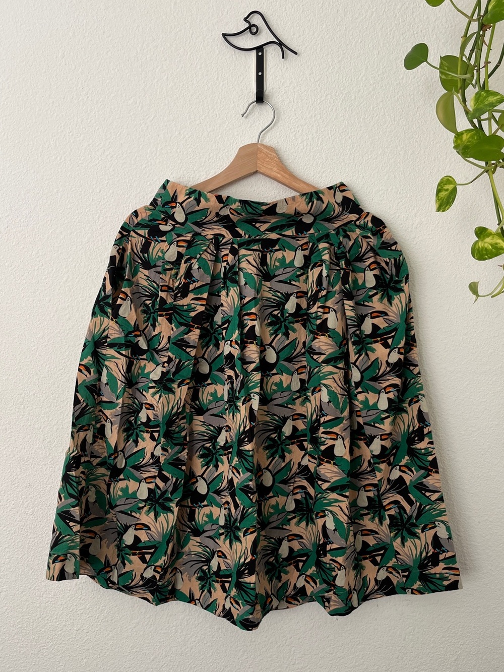 Emily and Fin Toucan A-Line Skirt sz S